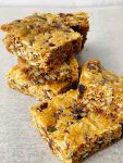Crunchies with cranberries, pumpkin and sunflower seeds